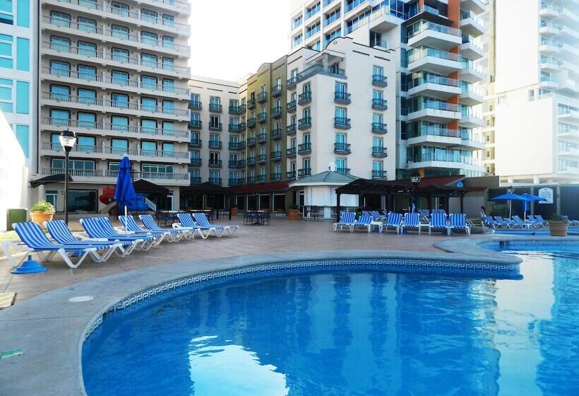 Astur Hotel & Residence