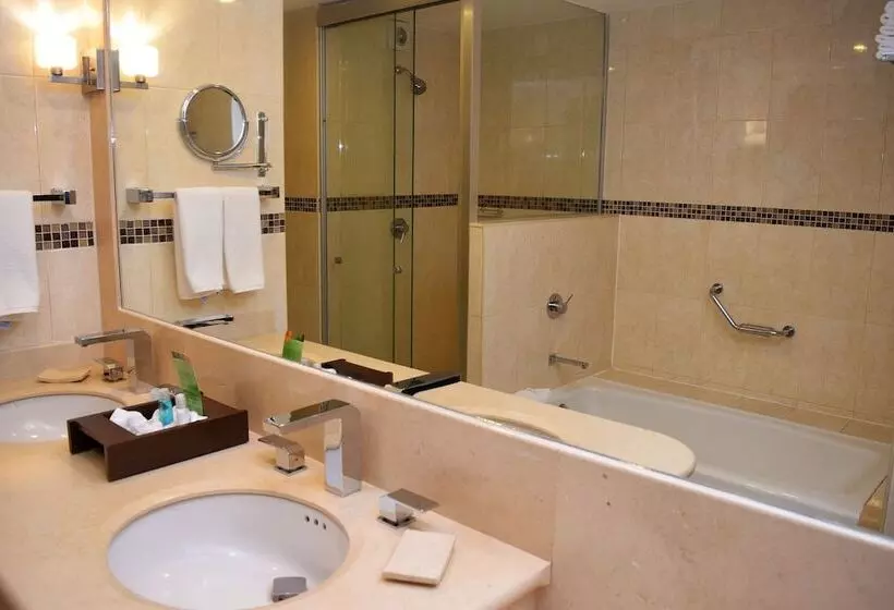 Astur Hotel & Residence