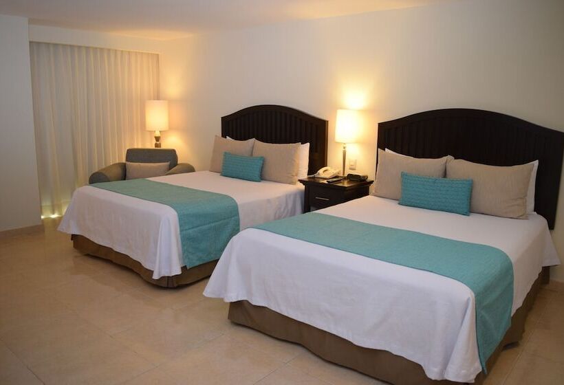 Astur Hotel & Residence