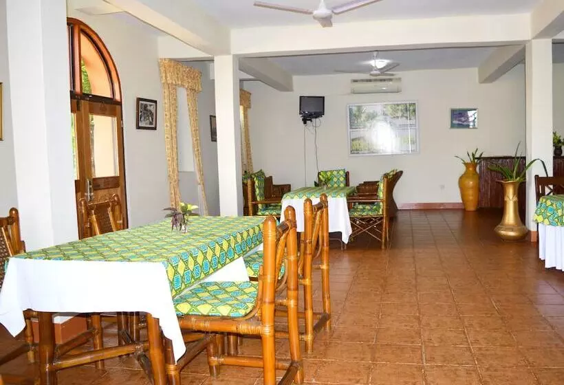 Bed and Breakfast Coconut Grove Bridge House