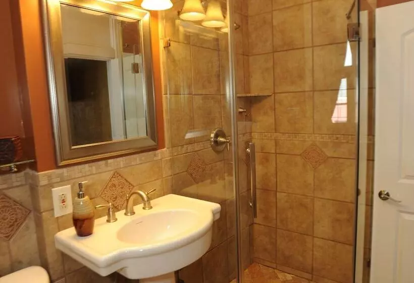 住宿加早餐 Hamilton House Inn