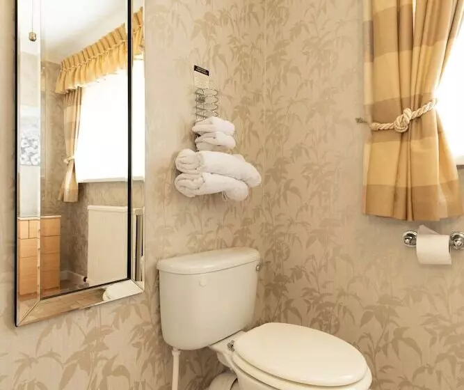 تختخواب و صبحانه The Hill