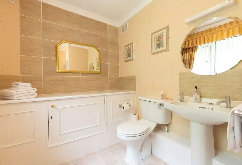 تختخواب و صبحانه The Hill