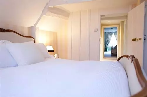 ベッドアンドブレックファースト The Salutation