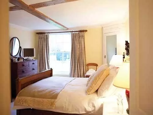 ベッドアンドブレックファースト The Salutation