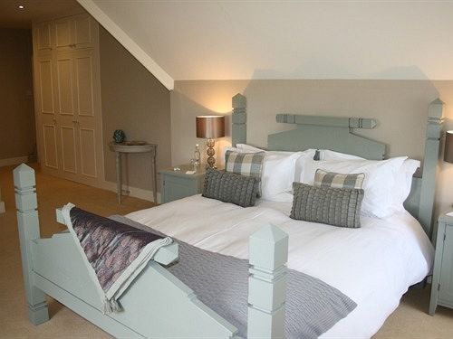 مبيت وإفطار The Salutation