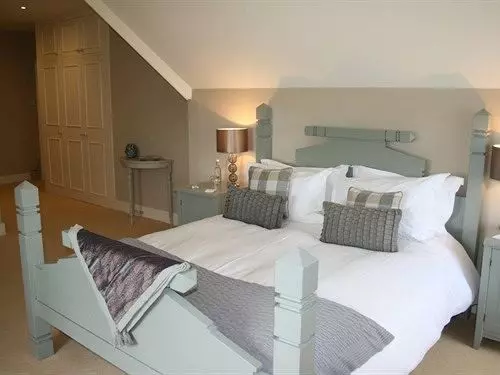 ベッドアンドブレックファースト The Salutation