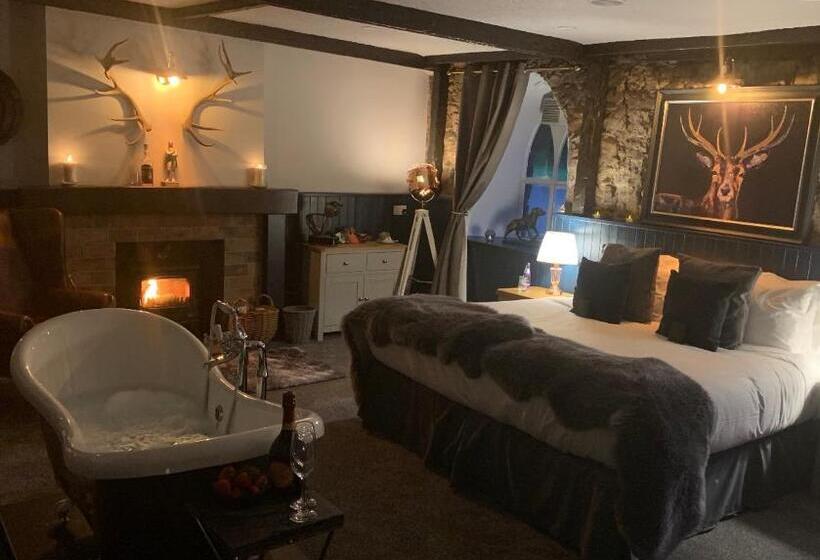 فندق Auldgirth Inn