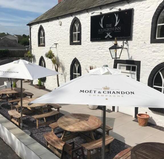 فندق Auldgirth Inn
