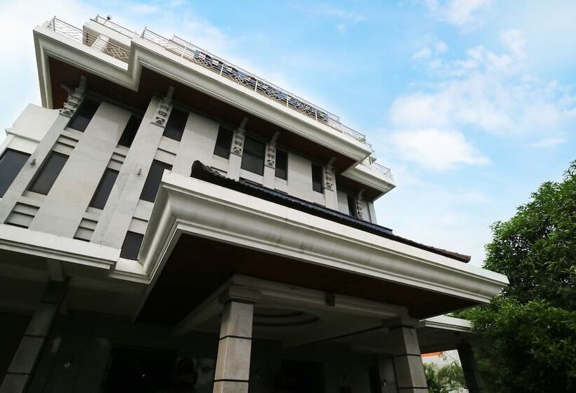 בית מלון כפרי Bali Paradise City