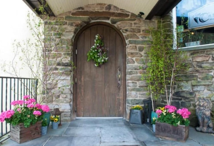 ホテル Camelot Restaurant & Inn