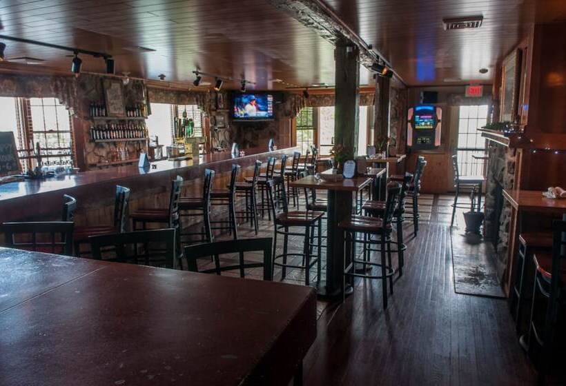 ホテル Camelot Restaurant & Inn