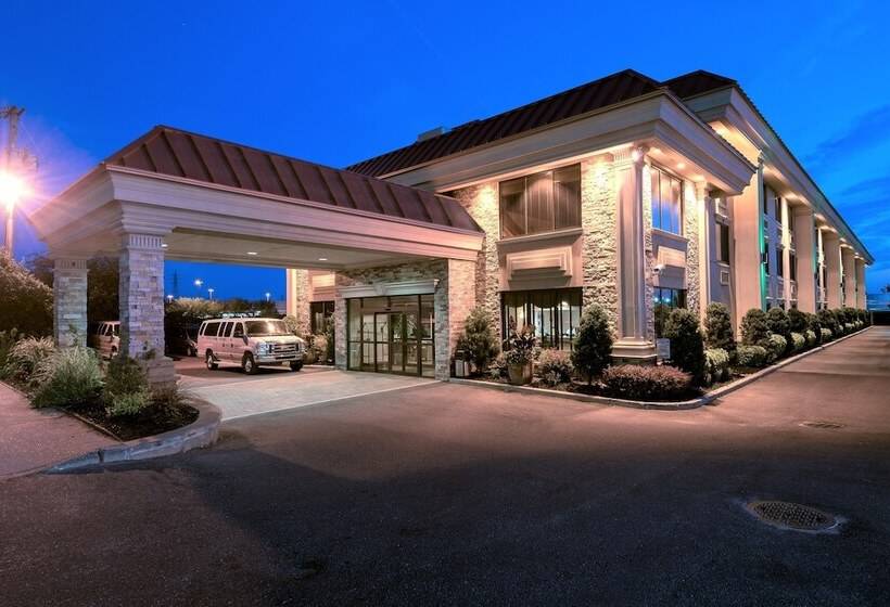 בית מלון כפרי Five Towns Inn   Jfk Airport