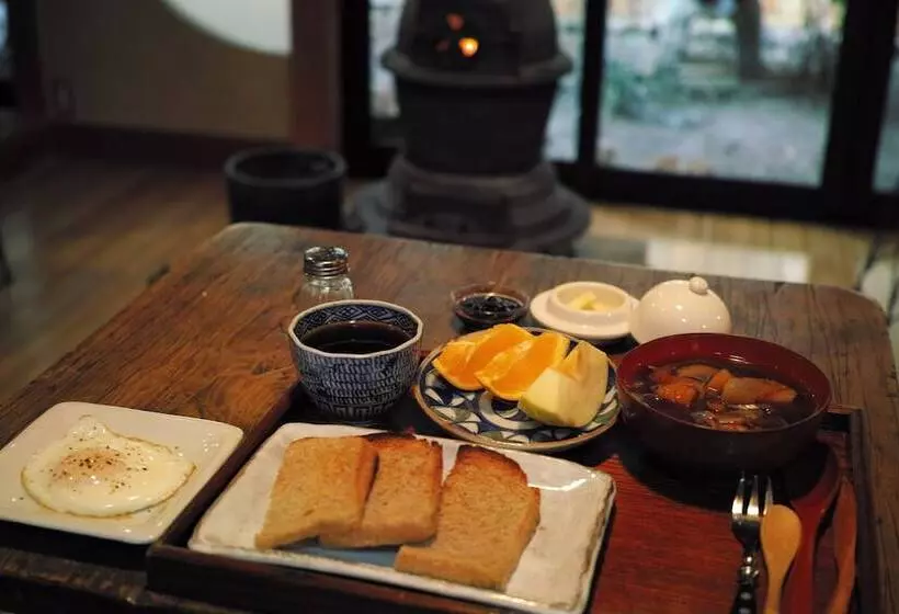 Hotelli Japanese Inn Yoshimizu