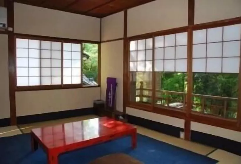 Hotelli Japanese Inn Yoshimizu