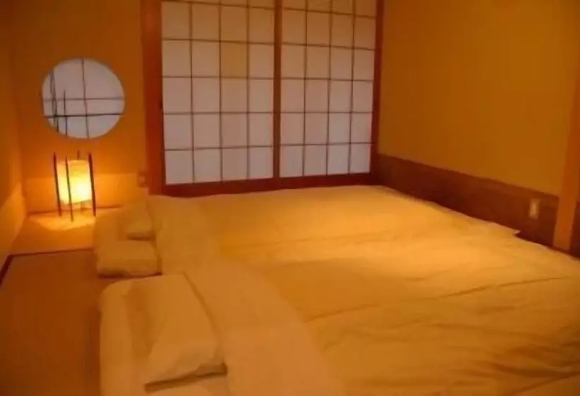 Hotelli Japanese Inn Yoshimizu