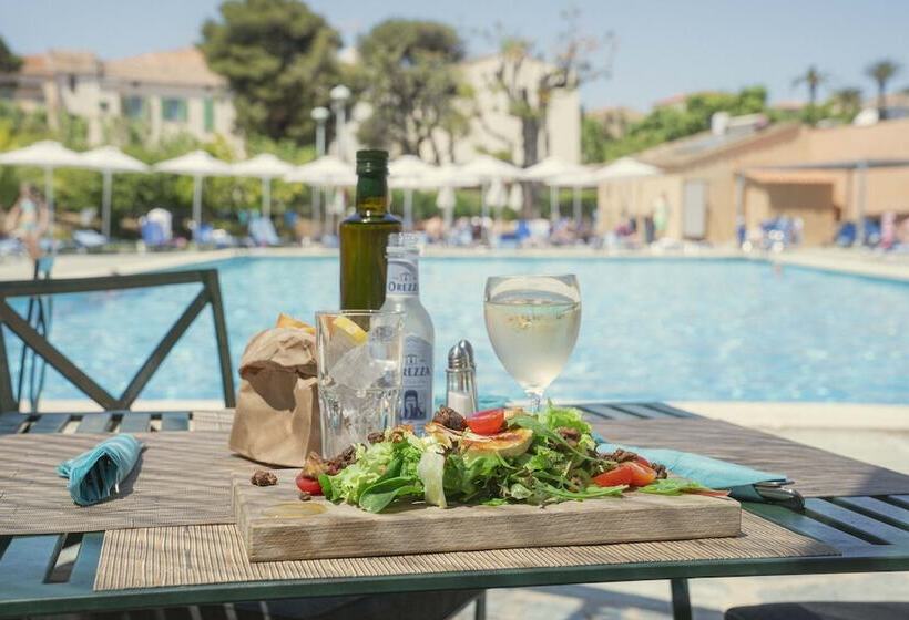 هتل Langley Resort Napoléon Bonaparte