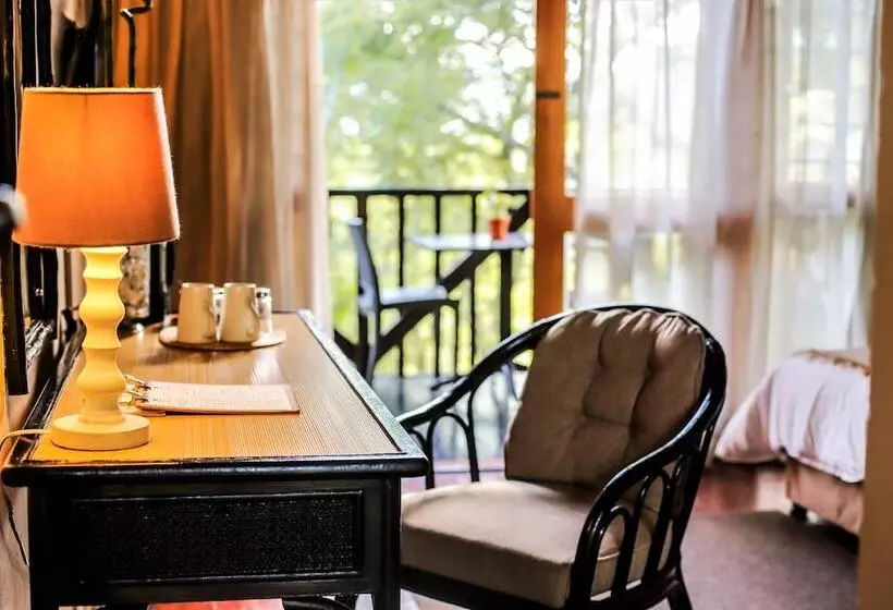 هتل Mantenga Lodge