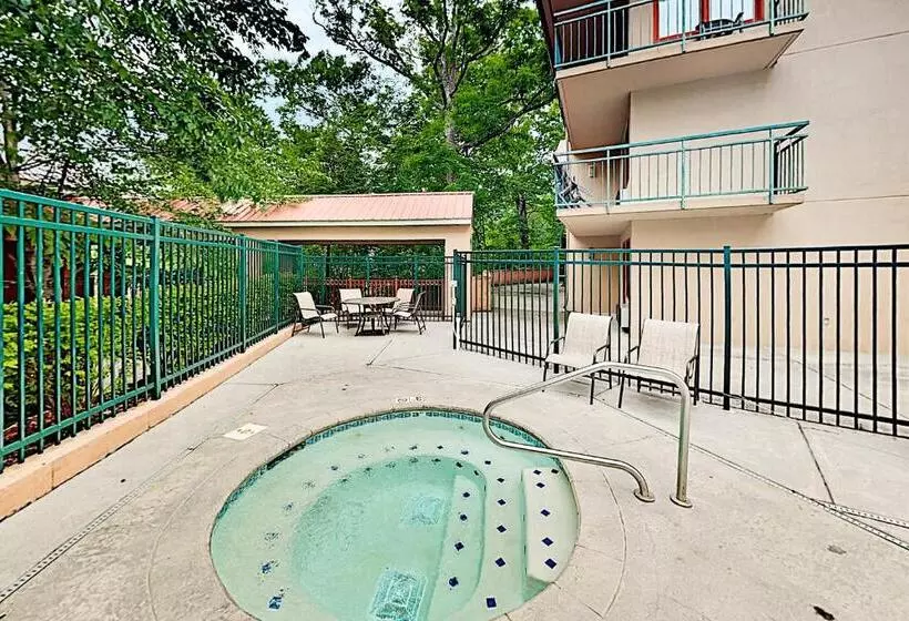 فندق Summit Manor Condominiums