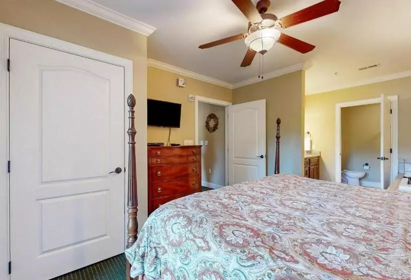 فندق Summit Manor Condominiums