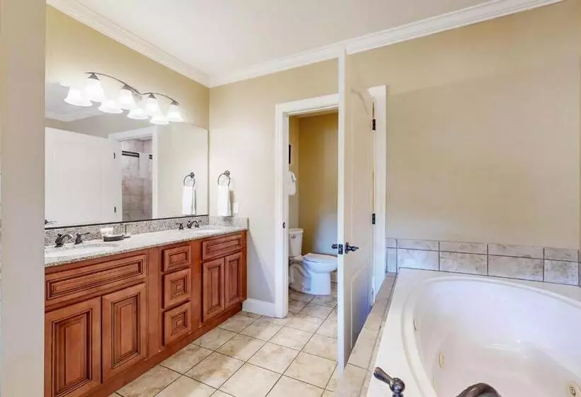 فندق Summit Manor Condominiums