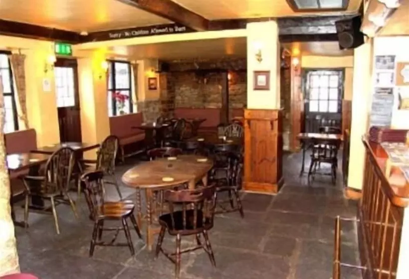 Hotel The George Inn