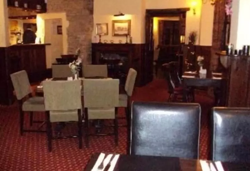 Hotel The George Inn