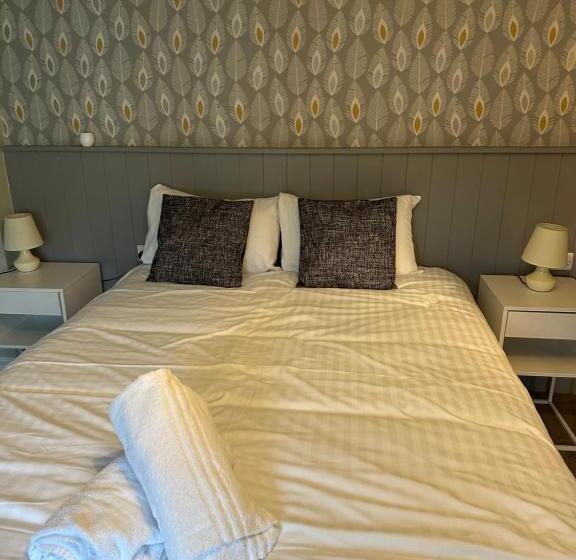 ホテル The Kings Head