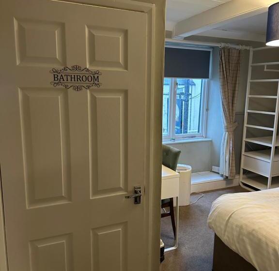 ホテル The Kings Head