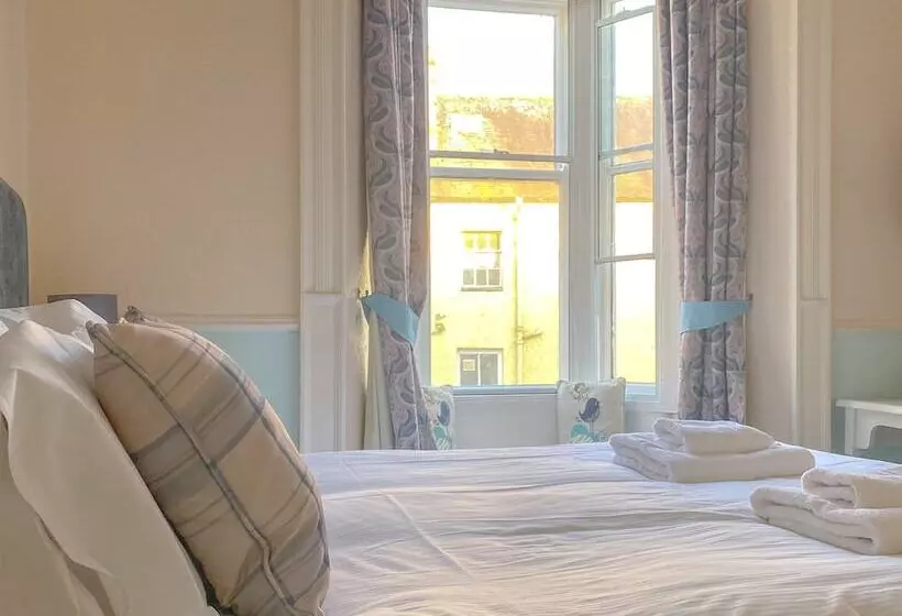 Hotel The Tavern  Steakhouse And Lodge