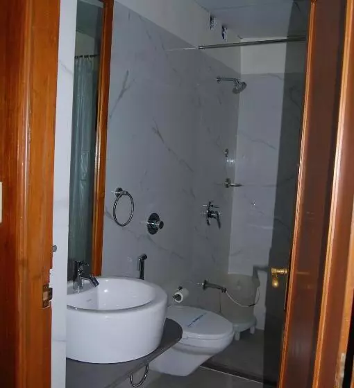 בית מלון כפרי Vice President