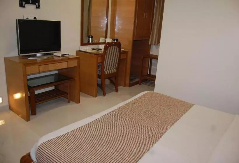 בית מלון כפרי Vice President