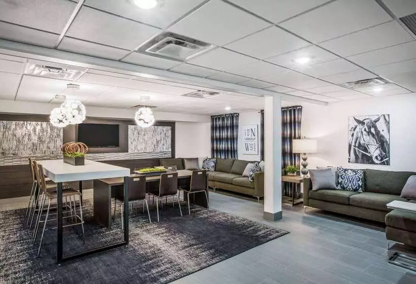 호텔 Wingate By Wyndham Louisville Airport Expo Center