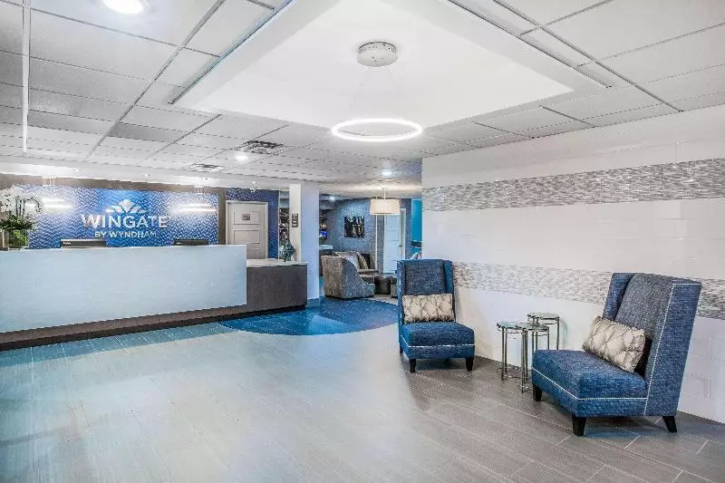 호텔 Wingate By Wyndham Louisville Airport Expo Center