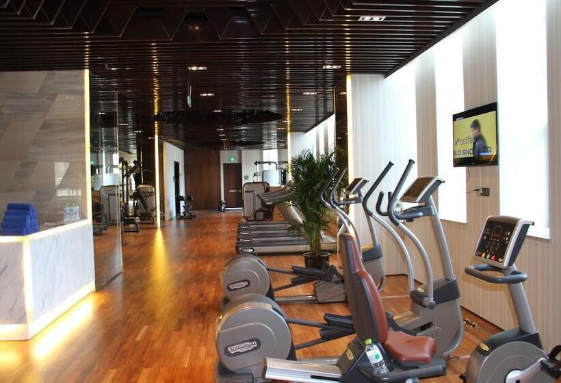 Отель Wyndham Garden Yuhuan Downtown