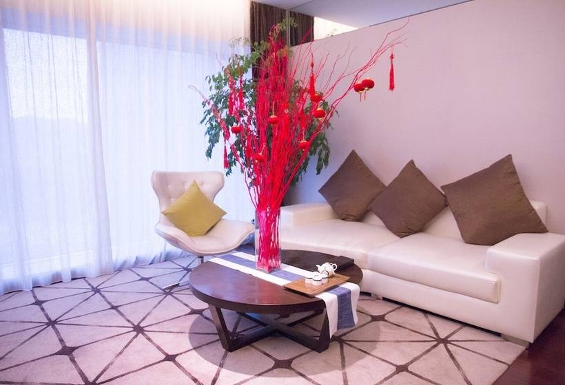 Отель Wyndham Garden Yuhuan Downtown