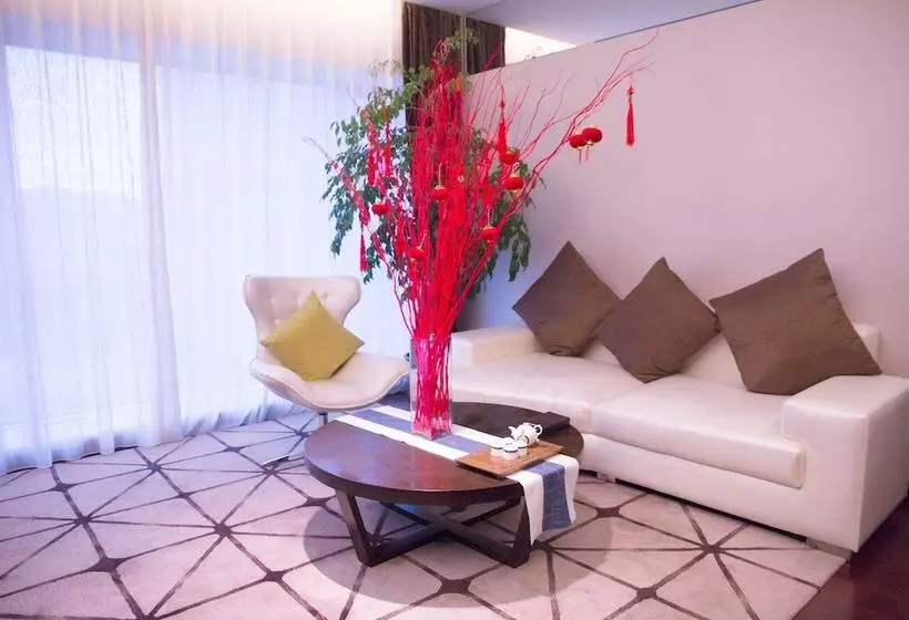 בית מלון כפרי Wyndham Garden Yuhuan Downtown