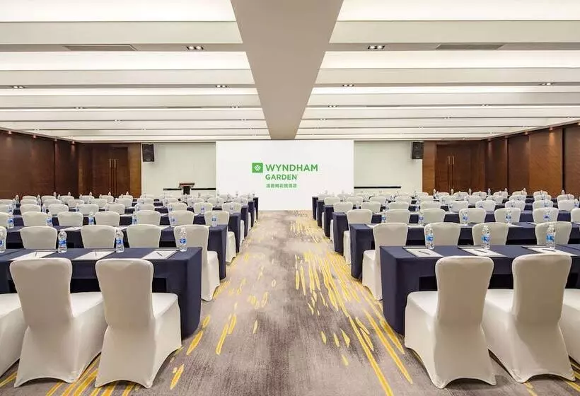 בית מלון כפרי Wyndham Garden Yuhuan Downtown