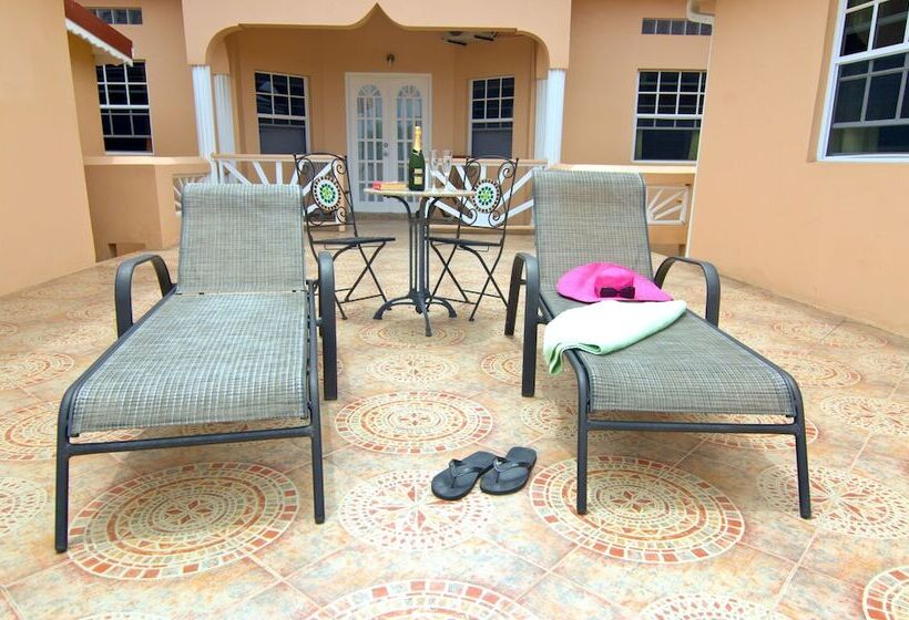 La Heliconia & Day Spa