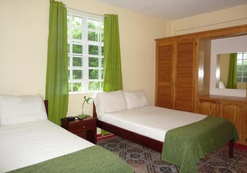 La Heliconia & Day Spa