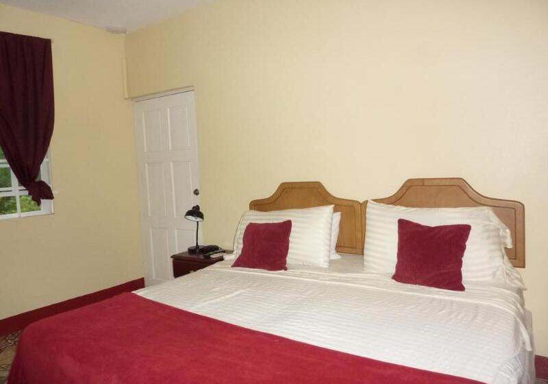 La Heliconia & Day Spa