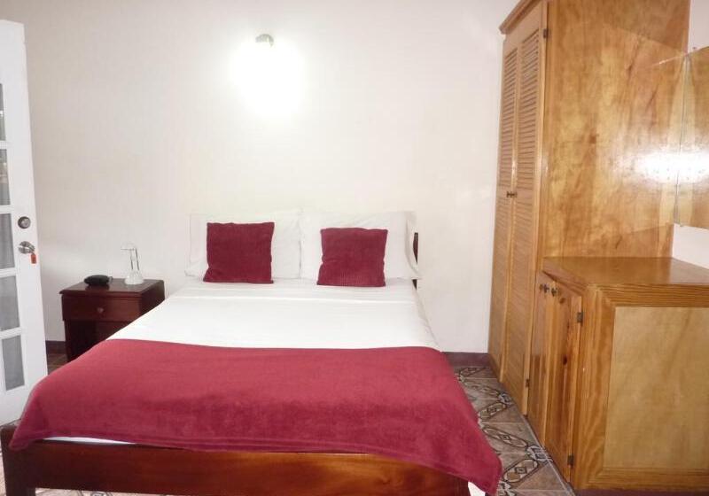 La Heliconia & Day Spa