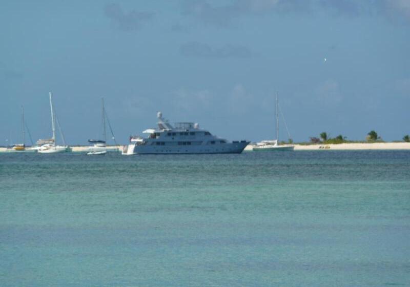 La Heliconia & Day Spa