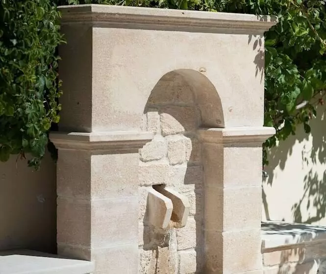 Mirtilos Studios & Apartments