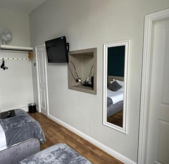 Пансион The Whittington And Cat