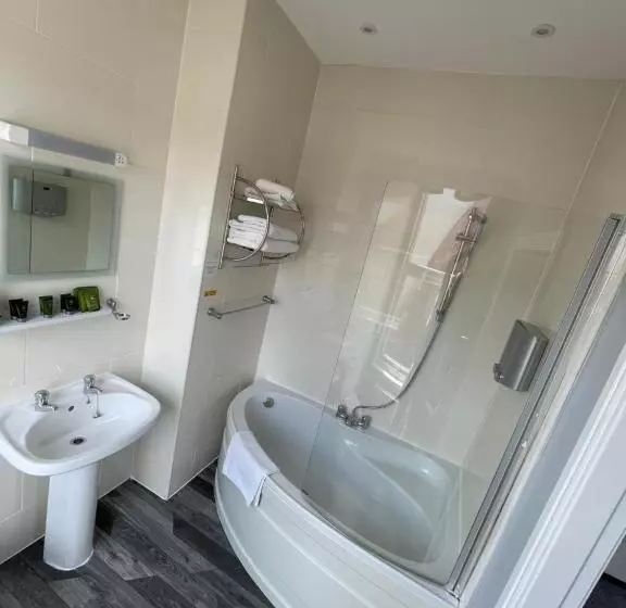 ペンション The Whittington And Cat