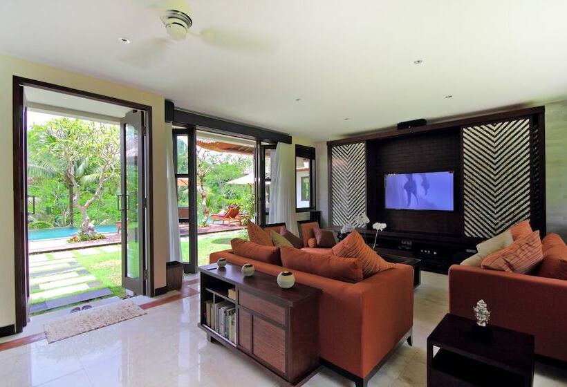 بنسيون Villa Amrita