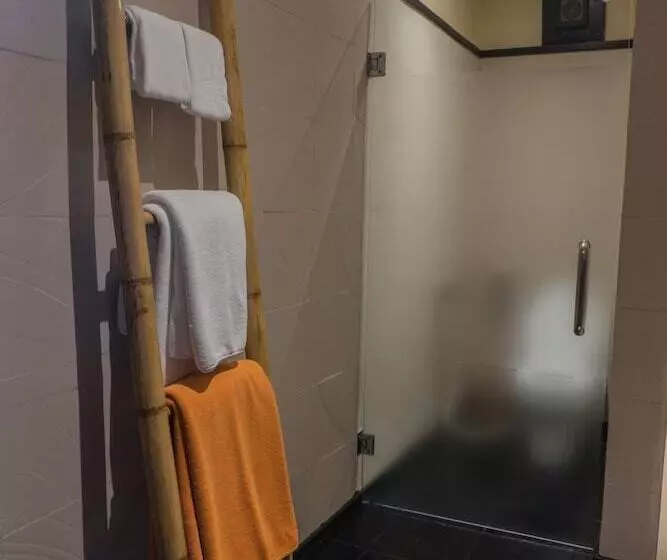 Resort Kupu Kupu Phangan Beach Villas & Spa