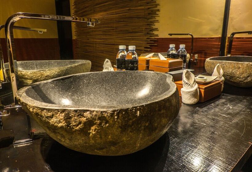 منتجع Kupu Kupu Phangan Beach Villas & Spa