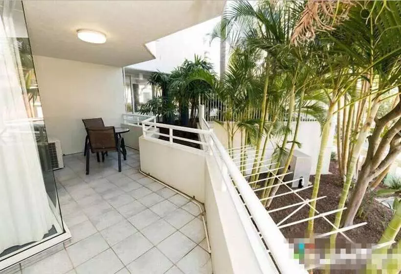 Santa Anne By The Sea